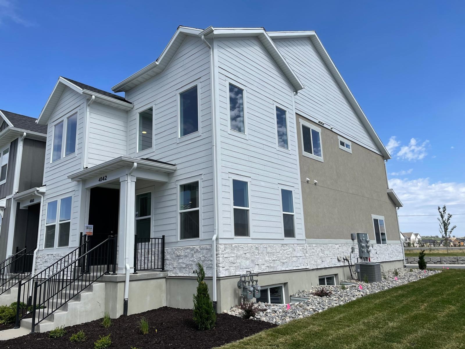 Lehi Townhome: 4142 W 2060 N