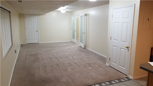 West Jordan House: 7596 S Wood Mesa Dr