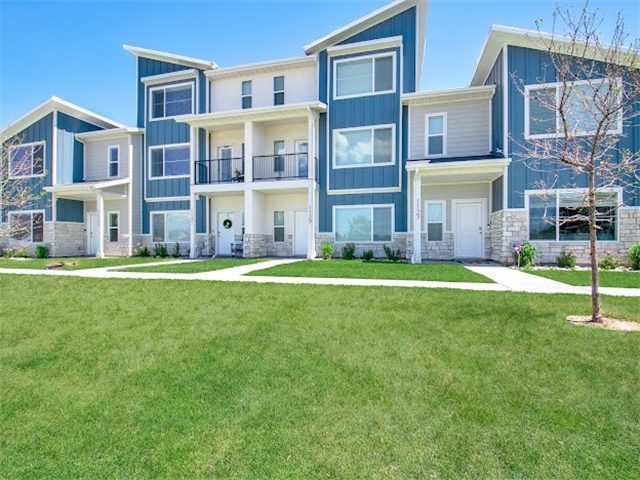 Farmington Townhome: 1129 N 1920 W