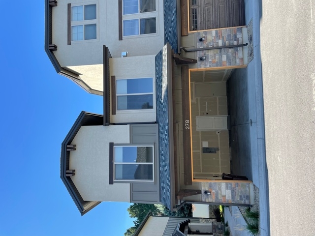 Sandy Townhome: 278 E Sandy Sage Way