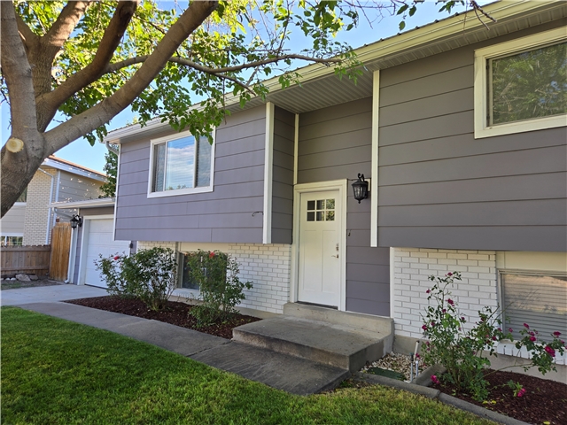 West Valley City House: 3906 S Boothill Cir