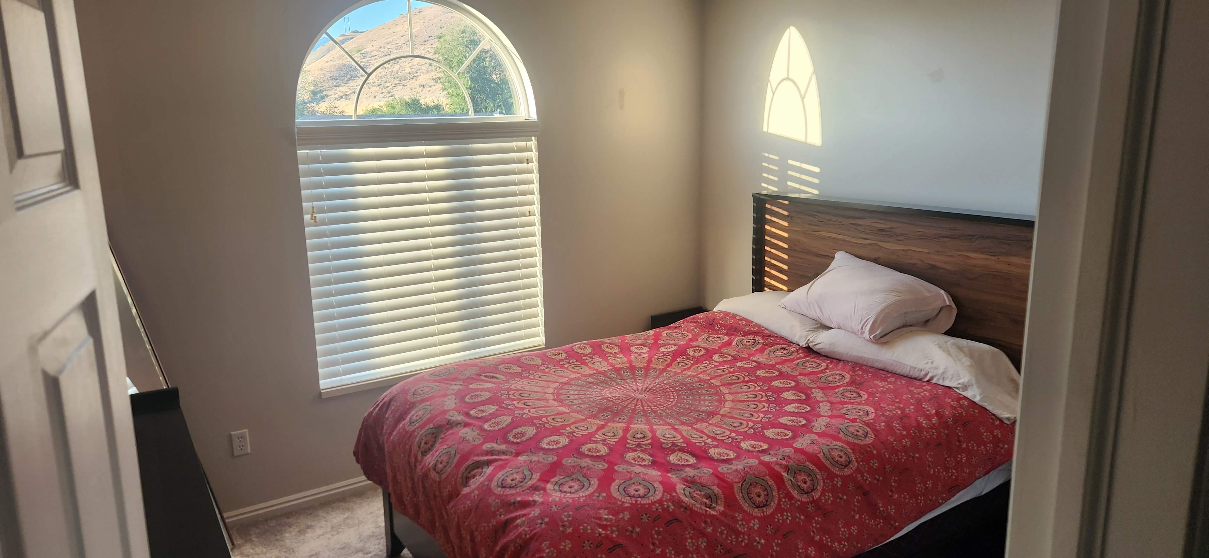 Pleasant Grove Single Room: 428 E 1790 N