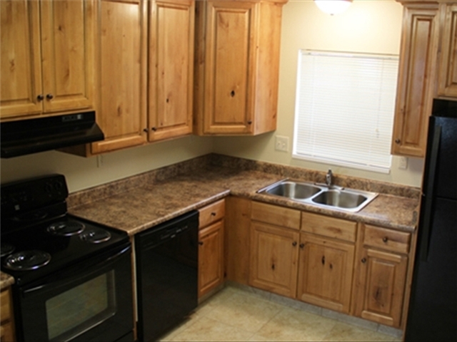 Springville Apartment: 315 E 600 S