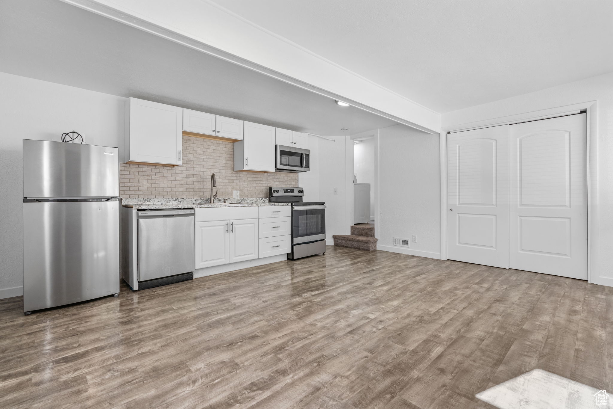 Ogden Apartment: 789 27th St