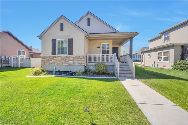 South Jordan House: 11662 S Harvest Crest Way