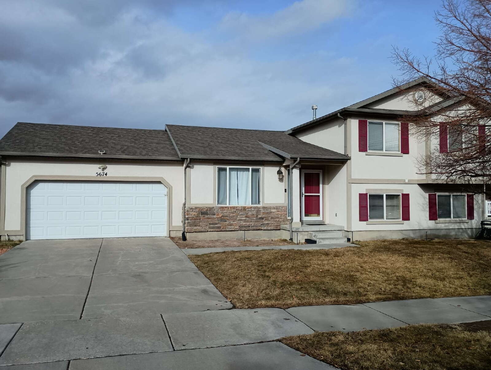 Herriman House: 5674 W Prospero Ln