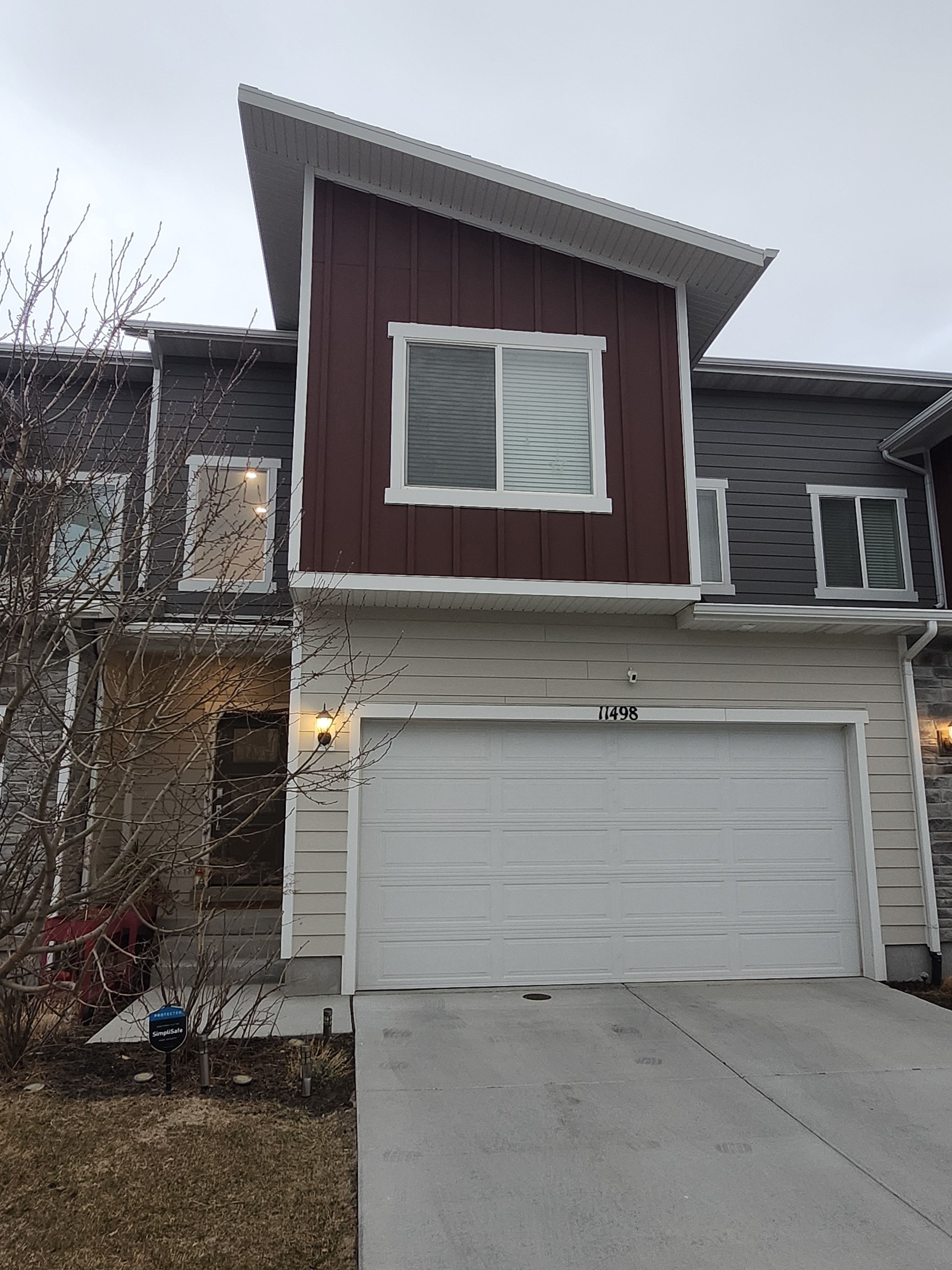 South Jordan Townhome: 11498 S Hollybrook Loop