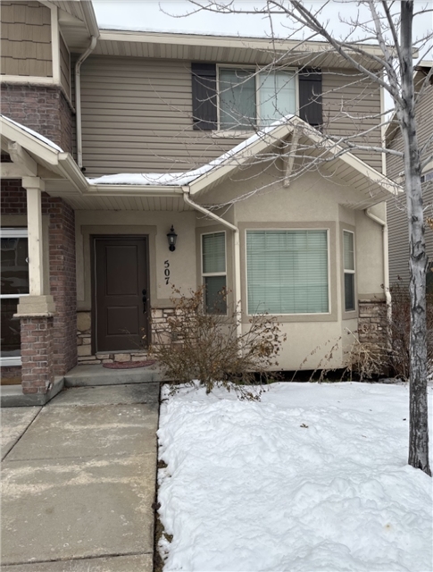 Clearfield Townhome: 490 E 700 S