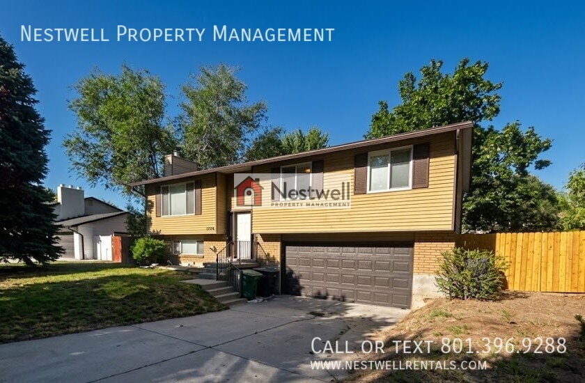Sandy House: 11274 S Sandy Creek Dr