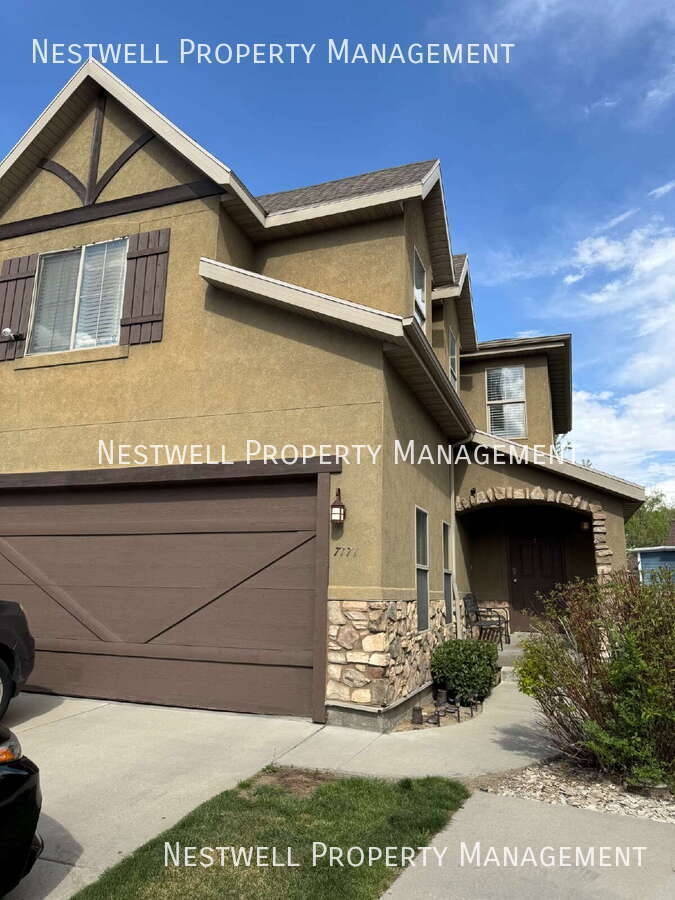 Midvale Townhome: 7171 S 420 E
