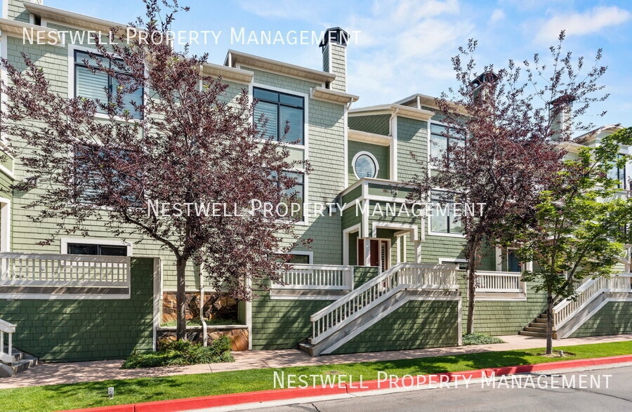 Provo Townhome: 114 Village Ln