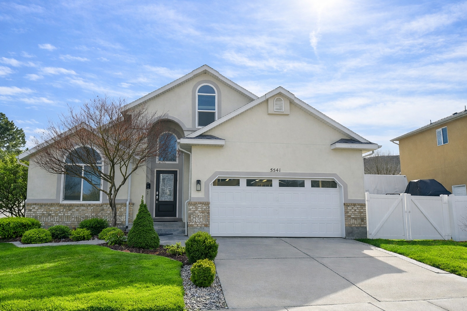 Herriman House: 5541 W Prospero Ln
