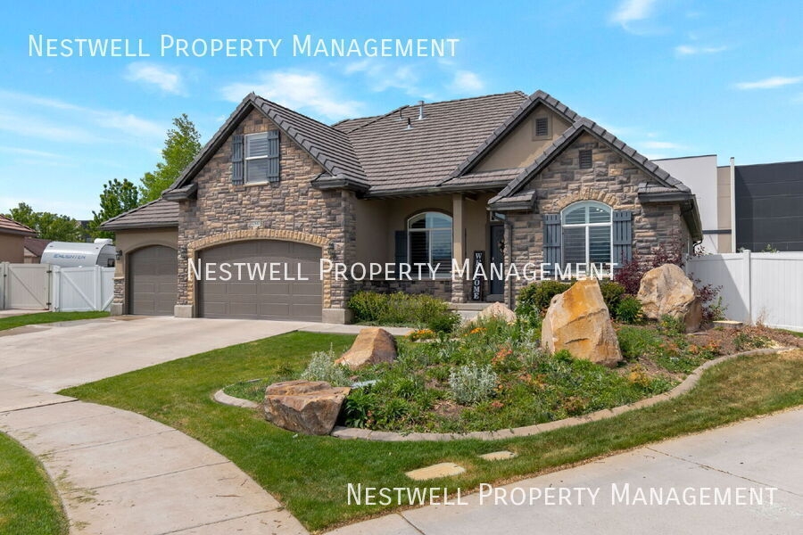 Riverton House: 12802 S Kale Ln