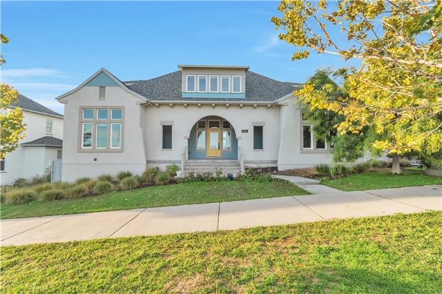 South Jordan House: 4867 W Dock St