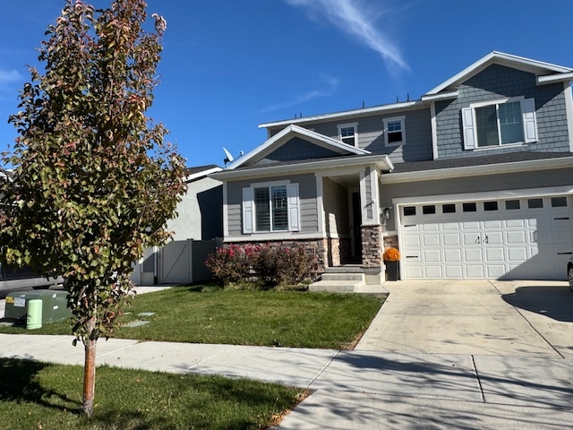 Saratoga Springs House: 3276 S Hawk Dr