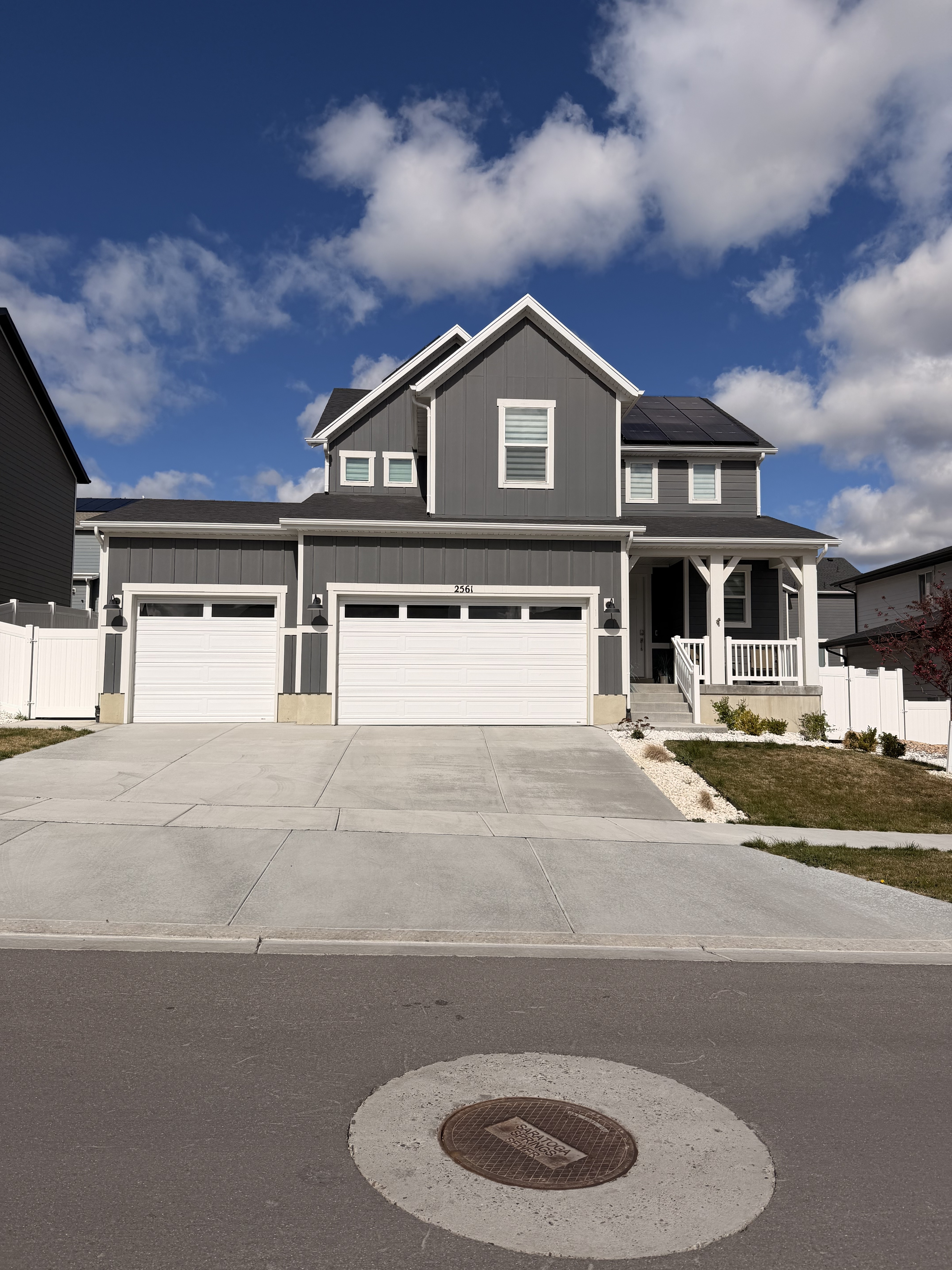 Saratoga Springs House: 2561 N Geranium Dr