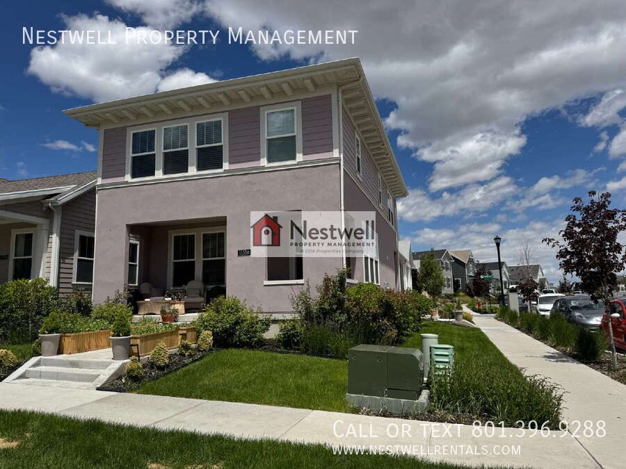 South Jordan House: 11536 S Pebble Pond Rd