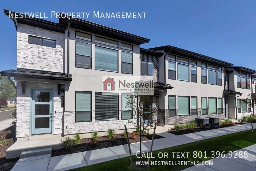 Roy Townhome: 4321 W 5430 S
