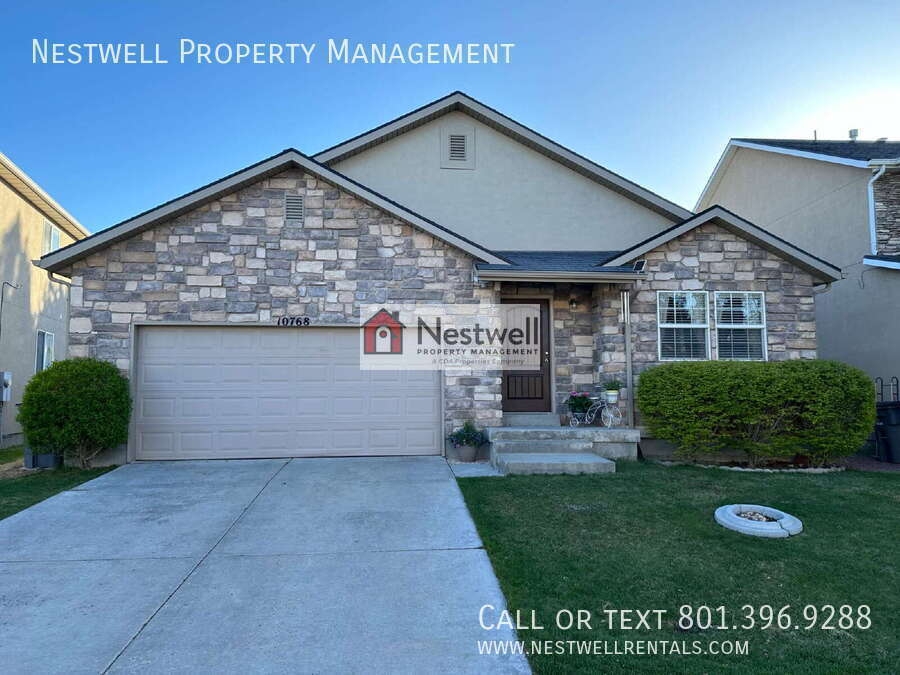 South Jordan House: 10768 S Pine Shadow Rd