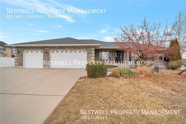 West Jordan House: 4658 W Hayden Peak Dr
