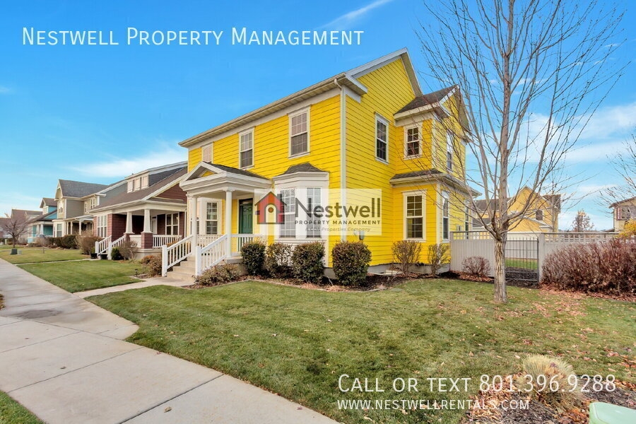 South Jordan House: 10494 S Ojibwa Ln