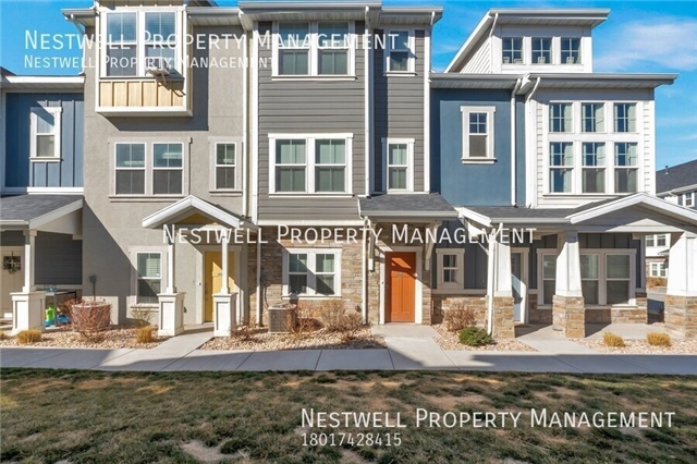 Vineyard Townhome: 360 N 725 E