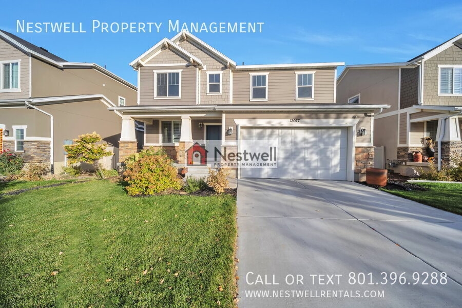 Herriman House: 12077 S Window Arch Ln