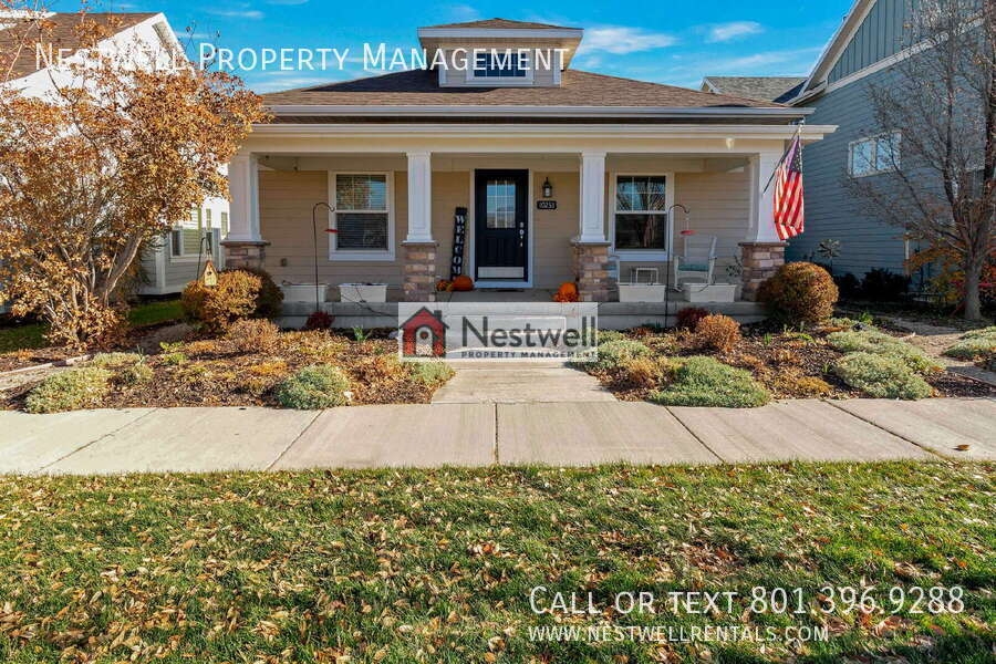 South Jordan House: 10251 S Phoebe Ln