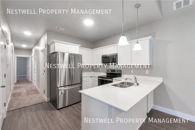 Saratoga Springs Condo: 753 N Favreau Ln