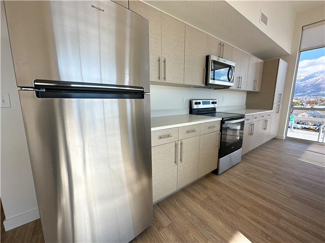 Draper Apartment: 12558 S Pony Express Rd