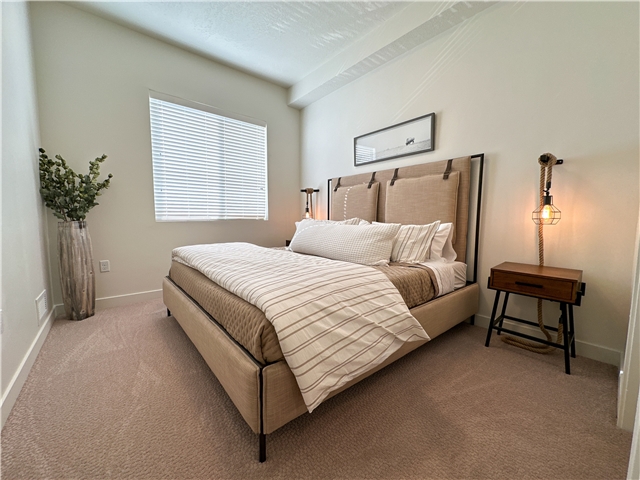 Draper Apartment: 12558 S Pony Express Rd
