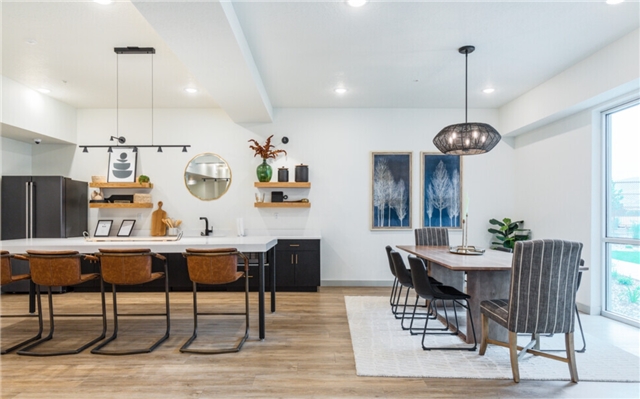 Draper Apartment: 12558 S Pony Express Rd