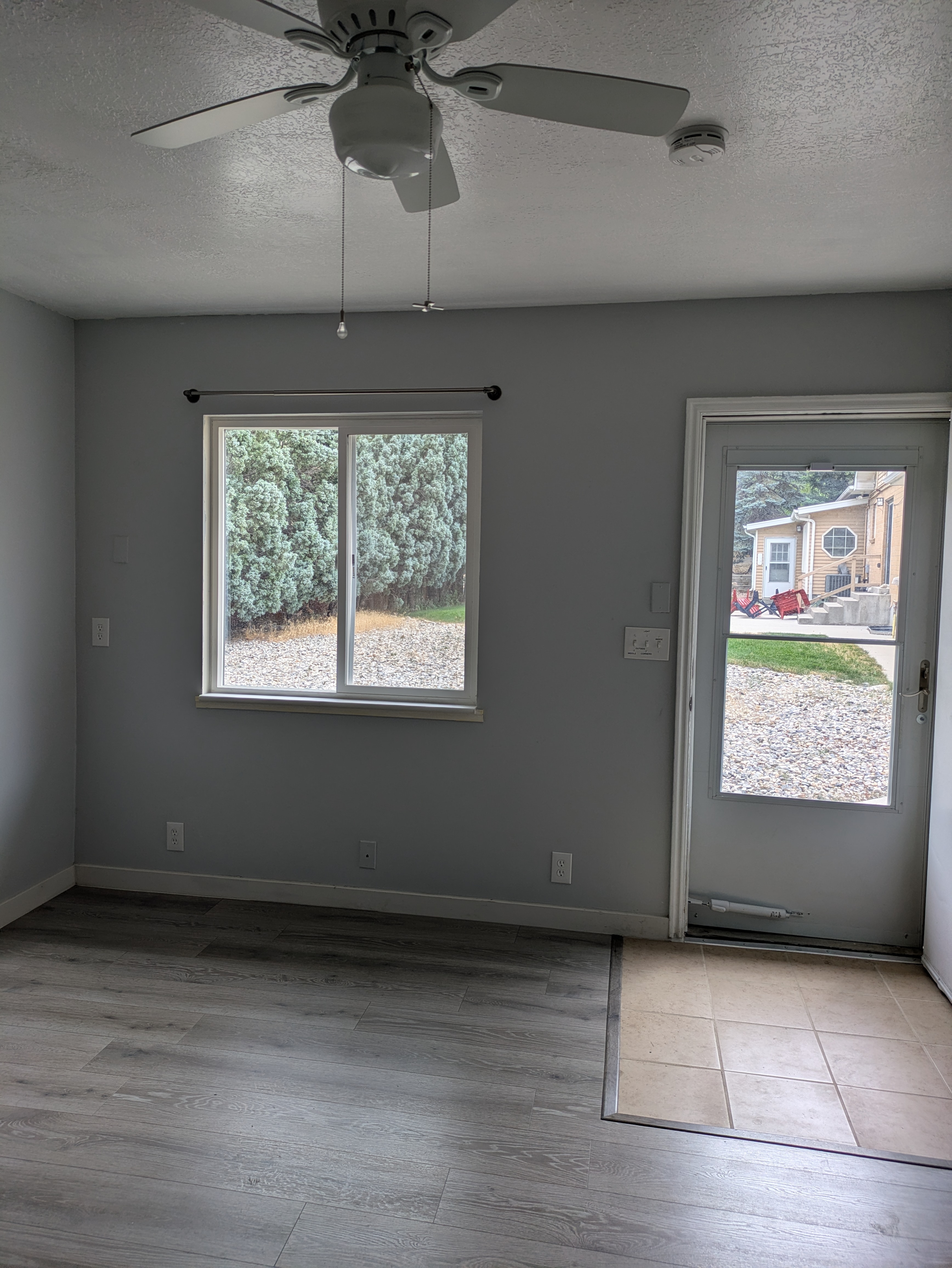 Sandy In-Law/Basement: 9815 S Little Cottonwood Ln