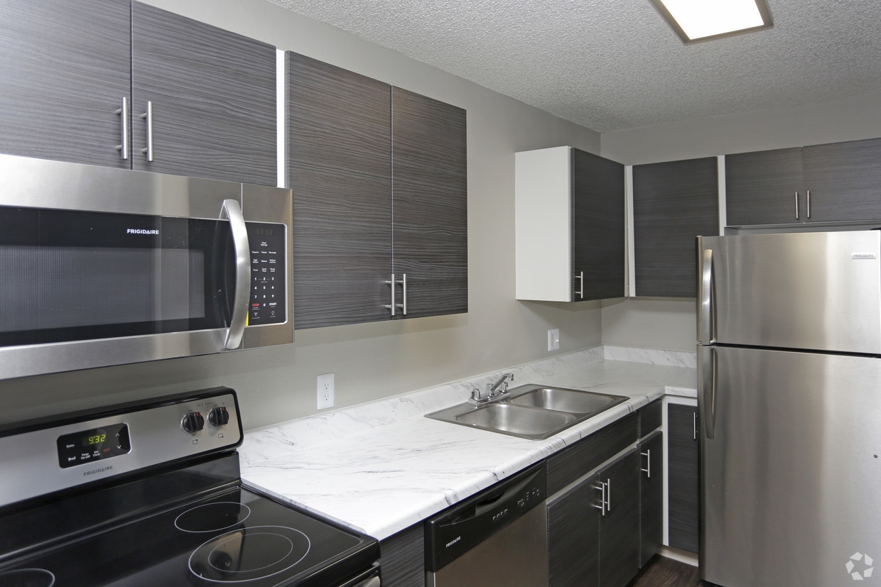 Layton Meadows Apartment for rent at 540 W 1425 N, Layton, UT 84041