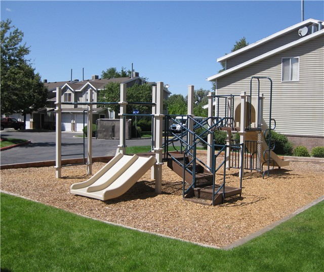 Murray Apartment: 4545 S Arcadia Green Way