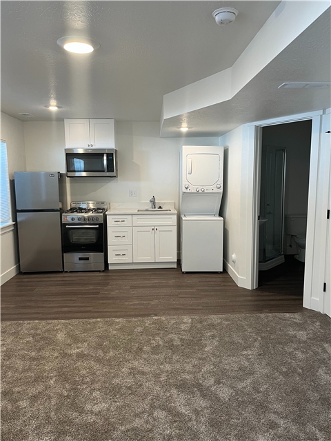 Tooele Townhome: 731 N 160 E