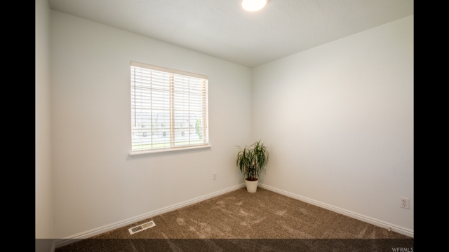 Springville Single Room: 1069 S Kingsbury Road