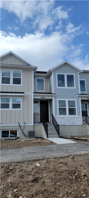 Herriman Townhome: 13612 S Vernet Dr