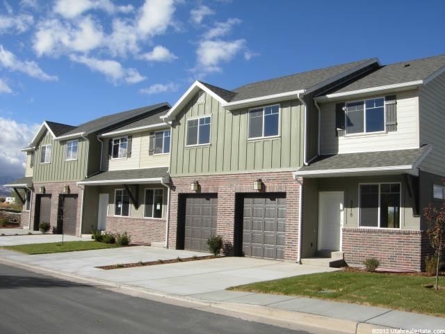West Jordan Townhome: 8771 S Wollemi Pine Way