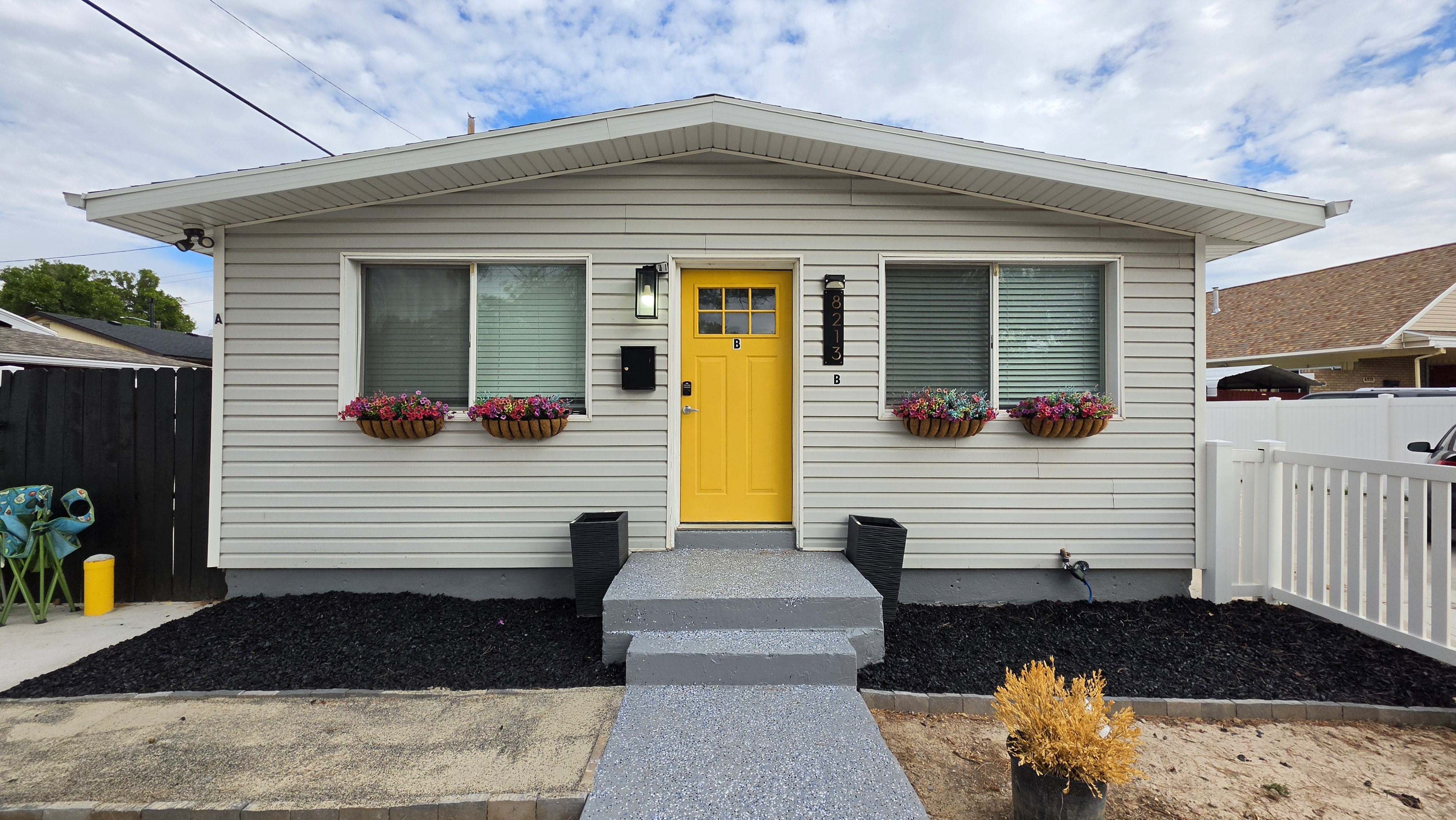 Midvale In-Law/Basement: 8213 S Harrison St