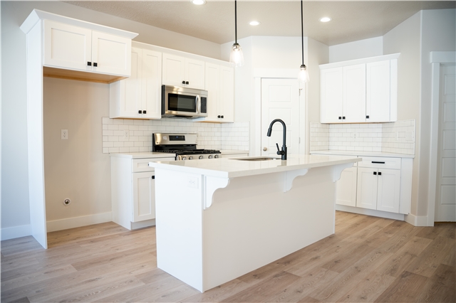 Lehi Townhome: 3864 W 1650 N