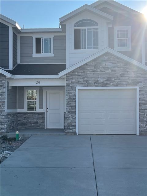 Ogden Townhome: 2063 N 325 E