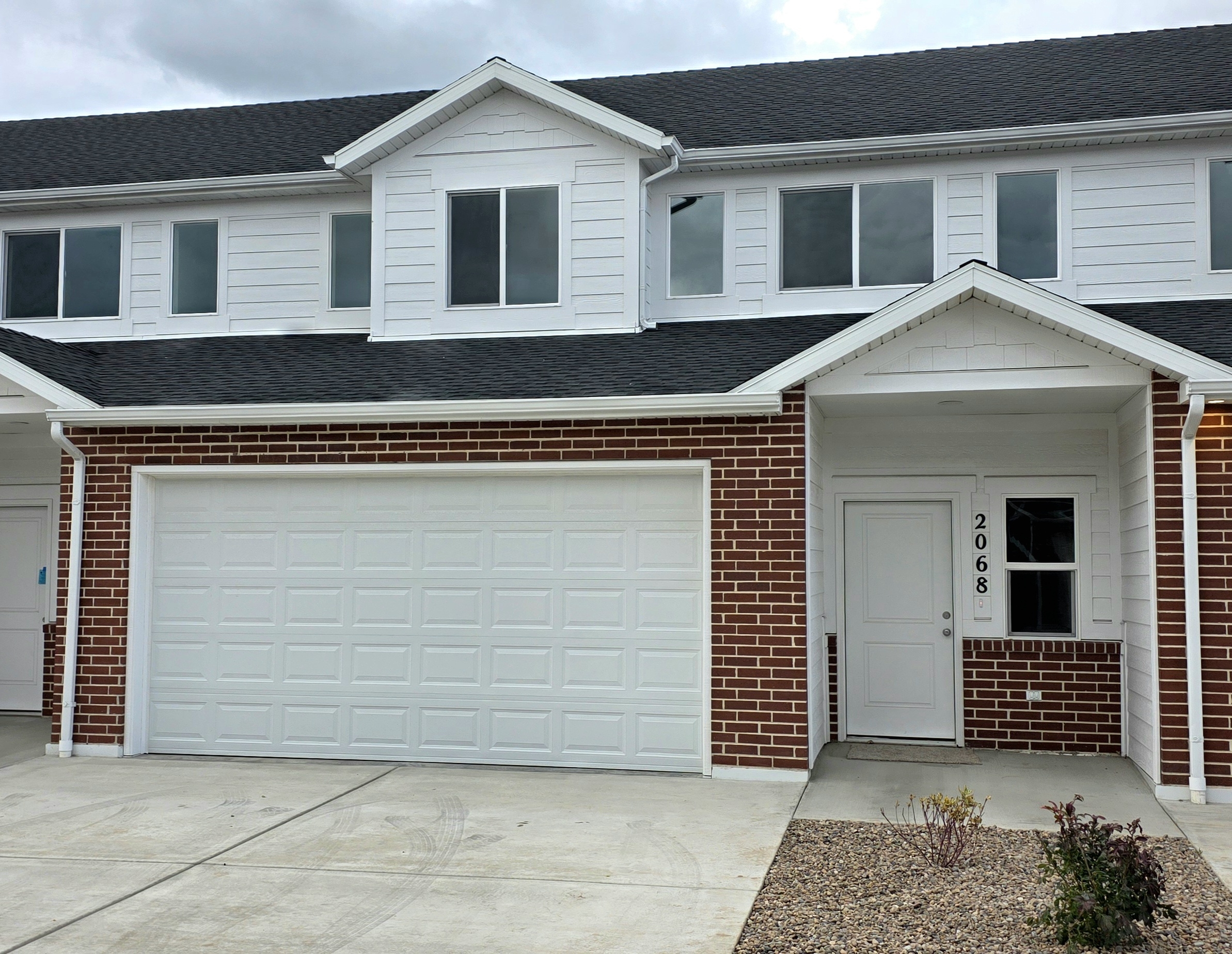 Ogden Townhome: 2068 W 1575 S