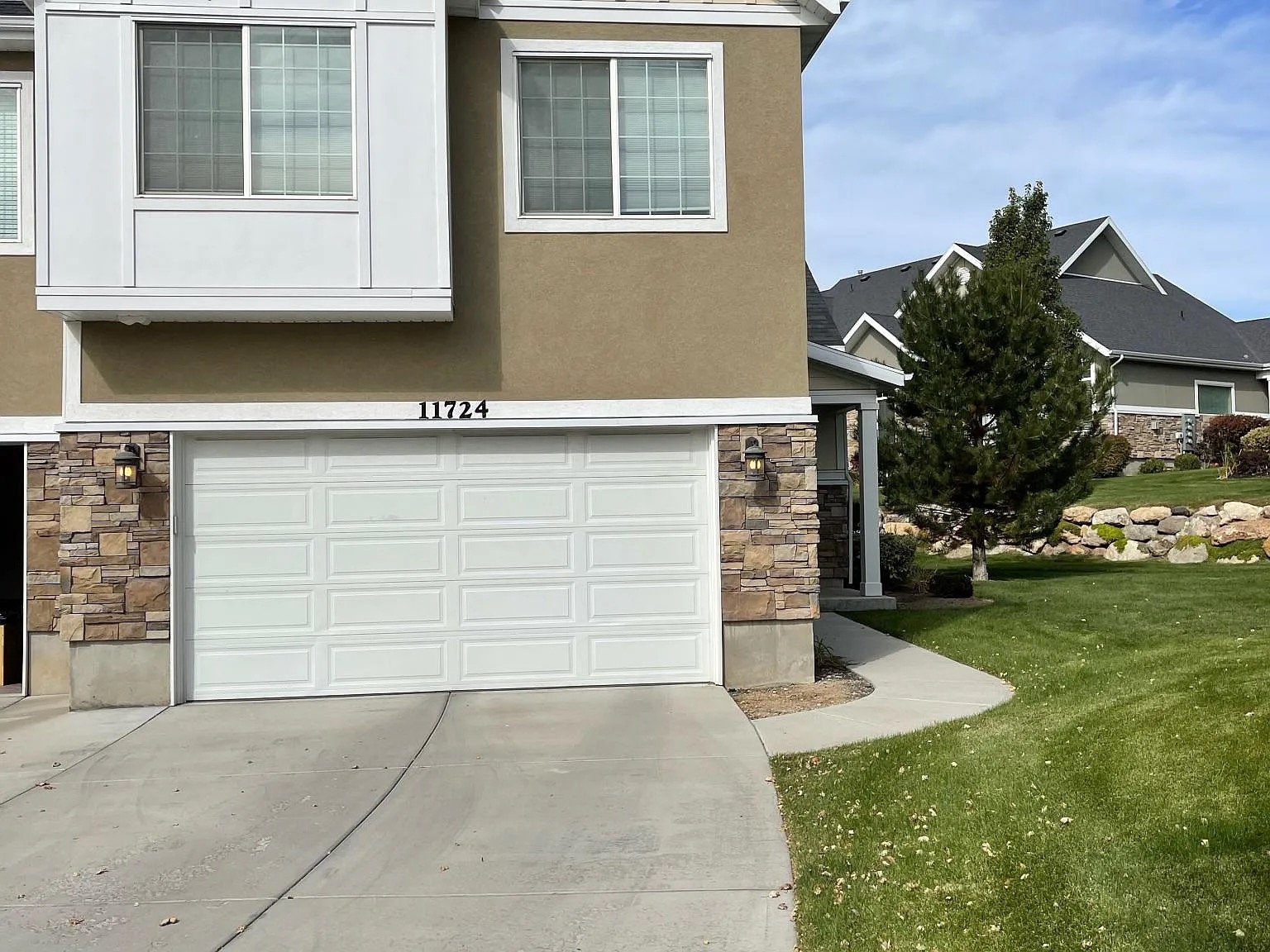 Draper Townhome: 11724 S Mansonia Dr