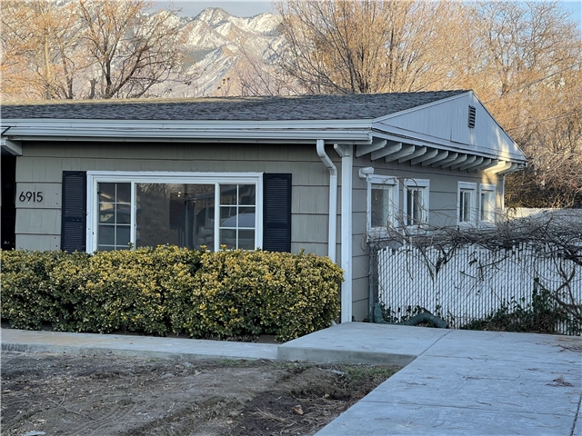 Salt Lake City House: 6915 S Brookhill Dr