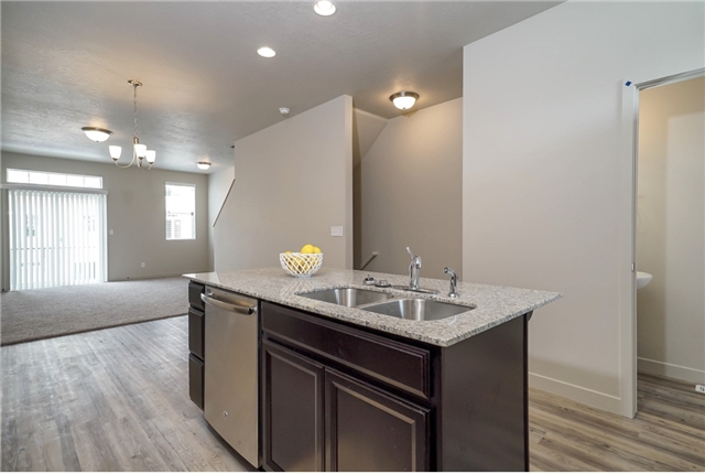 North Salt Lake Townhome: 770 N Highway 89