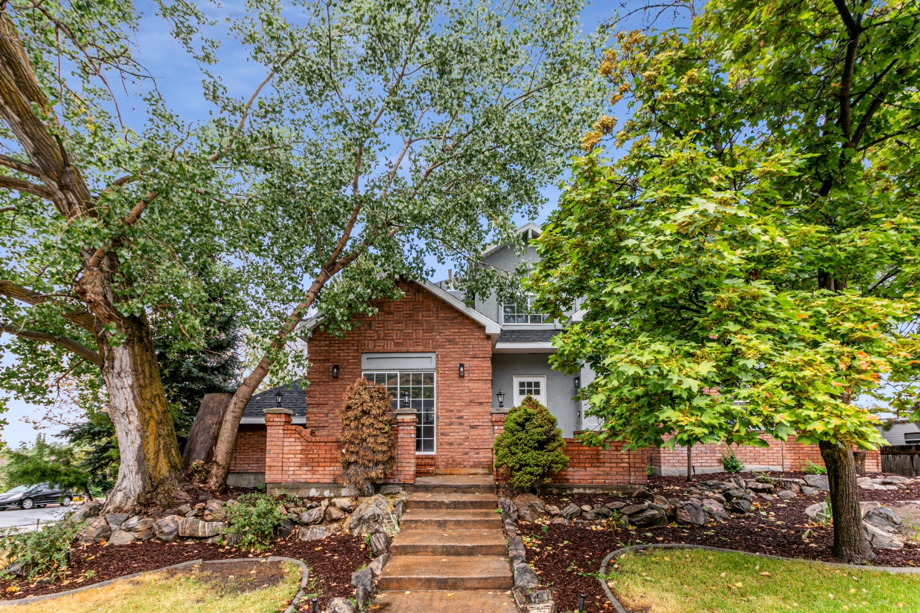 Layton House: 1627 N 2800 E