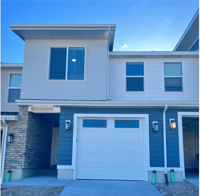 Magna Townhome: 3873 S Bowie Dr