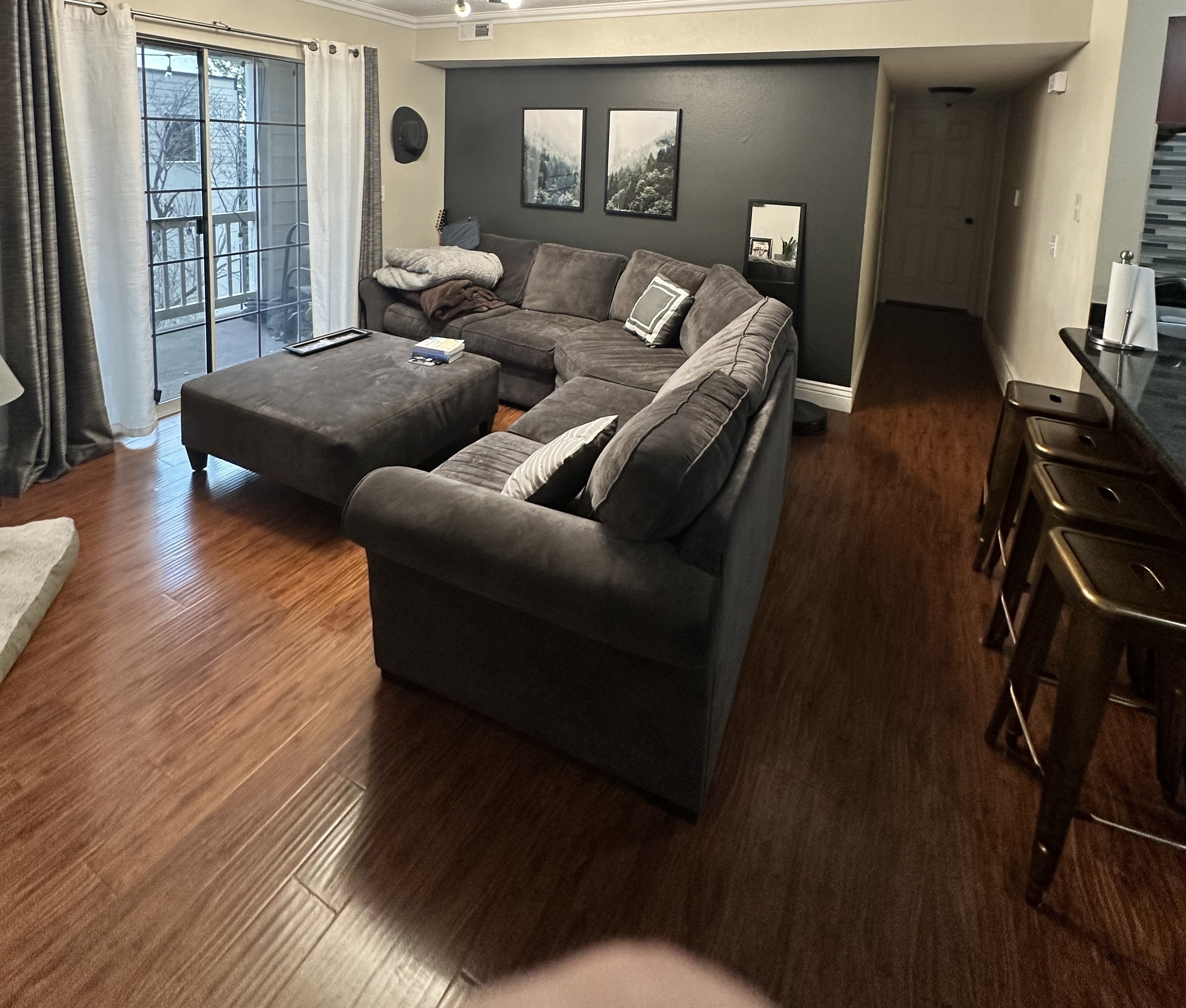 Bountiful Single Room: 2095 S Main St