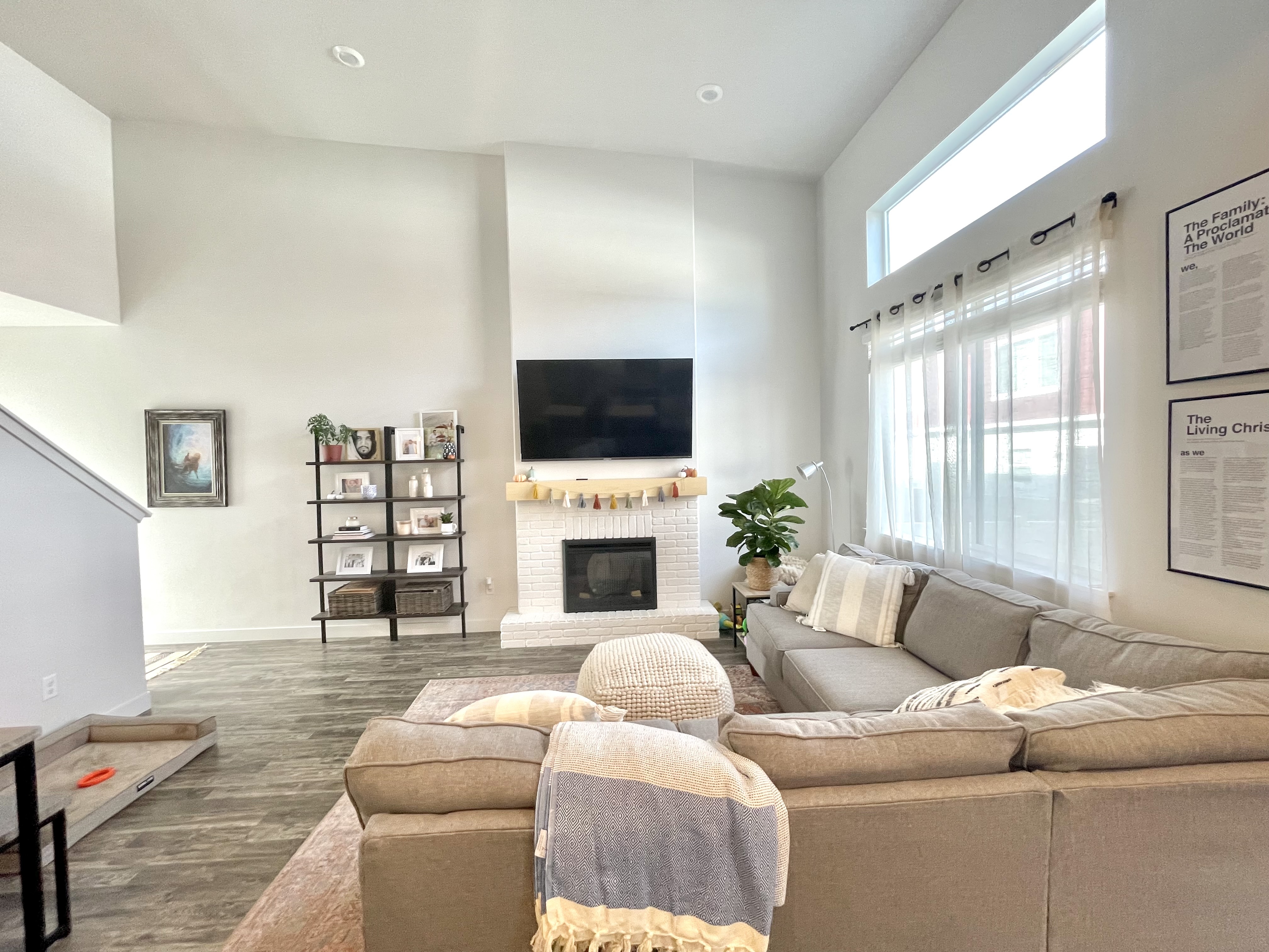 Eagle Mountain Townhome: 4299 E Golden Grv